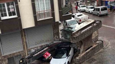 İstanbul Esenyurt ilçesinde seyir halindeki bir tırın dorsesinde bulunan bir