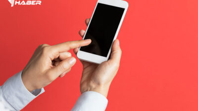 Günümüzde birçok kişi partnerini telefon rehberine kaydederken yalnızca adını değil,