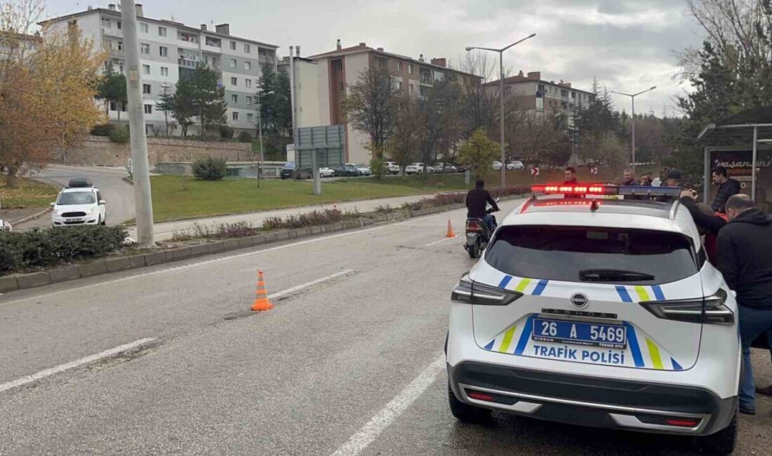 Eskişehir’de bugün sabah saatlerinde meydana gelen feci bir trafik kazasında