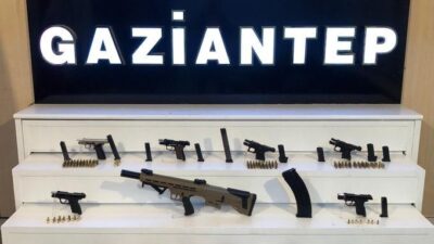 Gaziantep’te yapılan operasyonda kaçak 6 tabanca ile 1 pompalı tüfek