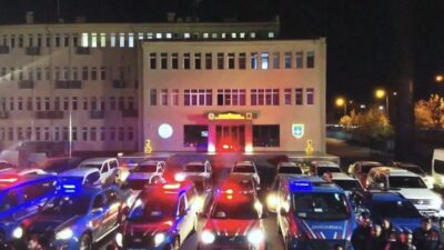 Gaziantep’te Jandarma ekipleri tarafından gerçekleştirilen erken saatlerdeki operasyonda, DEAŞ terör