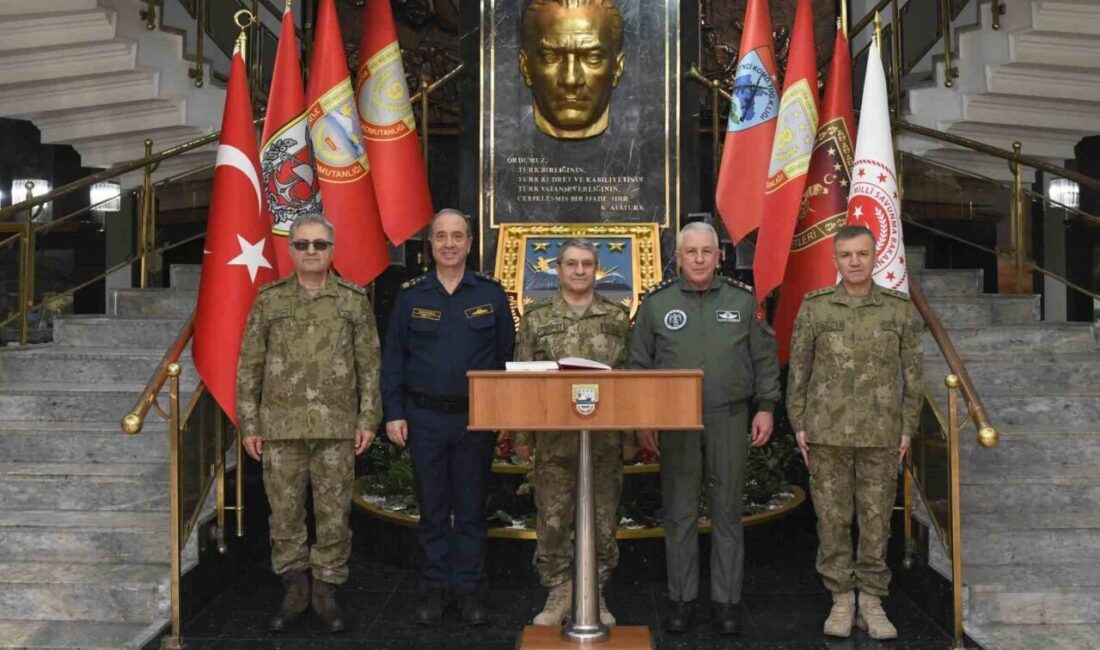 Genelkurmay Başkanı Orgeneral Selçuk Bayraktaroğlu, Erzincan’da bulunan 3. Ordu Komutanlığı’nı
