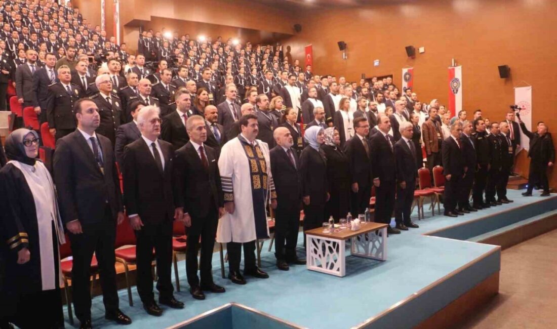 Göç İdaresi Başkanı Hüseyin Kök, Türkiye’de yasal olarak bulunan yabancıların