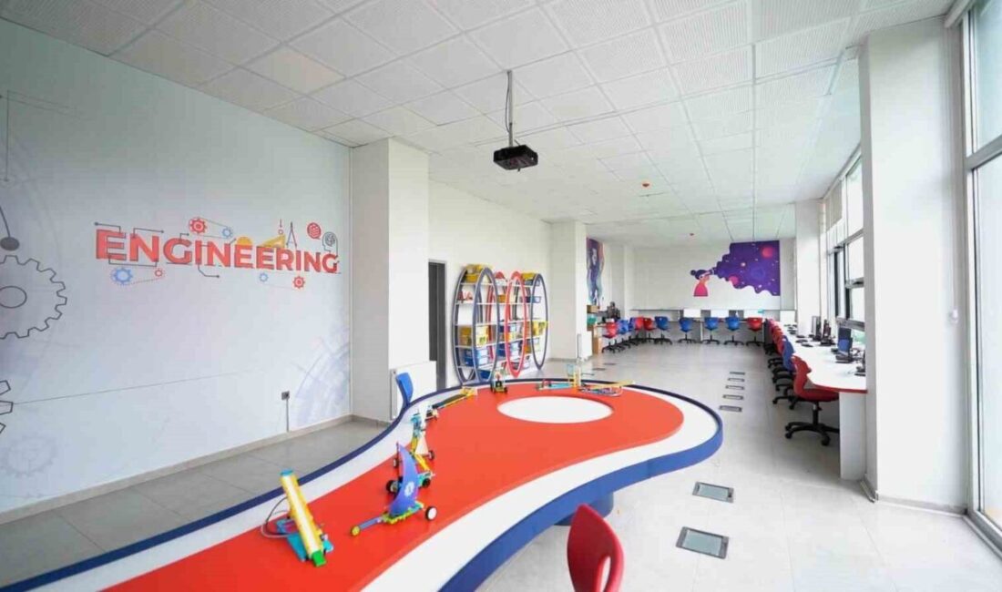 Gökkuşağı IB & Cambridge International School, 24 Kasım Öğretmenler Günü