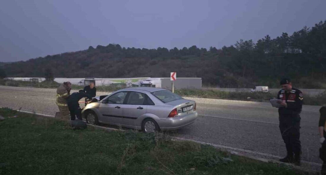 Gönen-Bandırma kara yolundaki bir trafik kazasında 3 kişi yaralandı. Olay,
