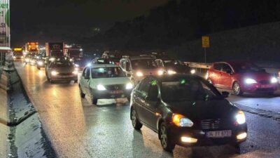 İSKİ’nin Habipler-Arnavutköy yolunda 7. kez gerçekleştirdiği kazı çalışmaları, sürücüleri oldukça