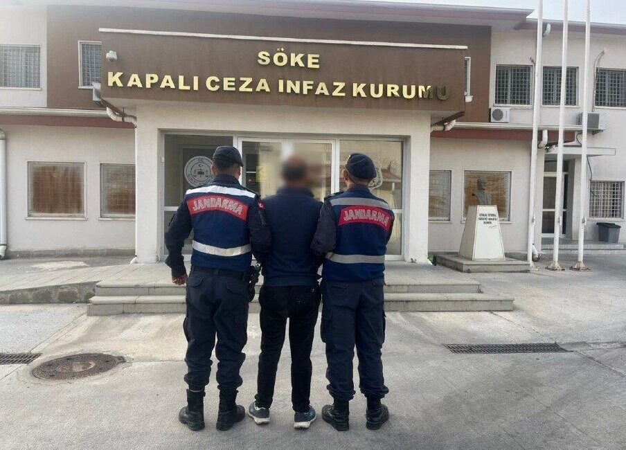 Kuşadası’nda uzun bir süredir aranan ve toplamda 25 yıl 6