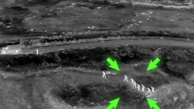 Iğdır’da sahte pasaport kullanarak göçmen kaçakçılığı yapmaya çalışan bir kişi