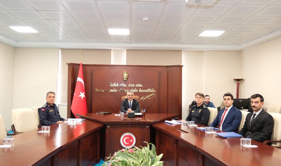 Edinilen bilgilere göre, İl Güvenlik ve Asayiş Koordinasyon Toplantısı, Valilik