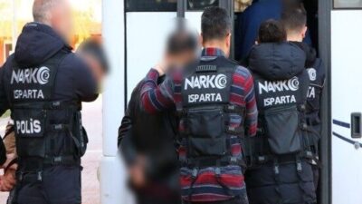 Isparta’da polis ekipleri tarafından yürütülen operasyonlarda, uyuşturucu madde ticareti ve