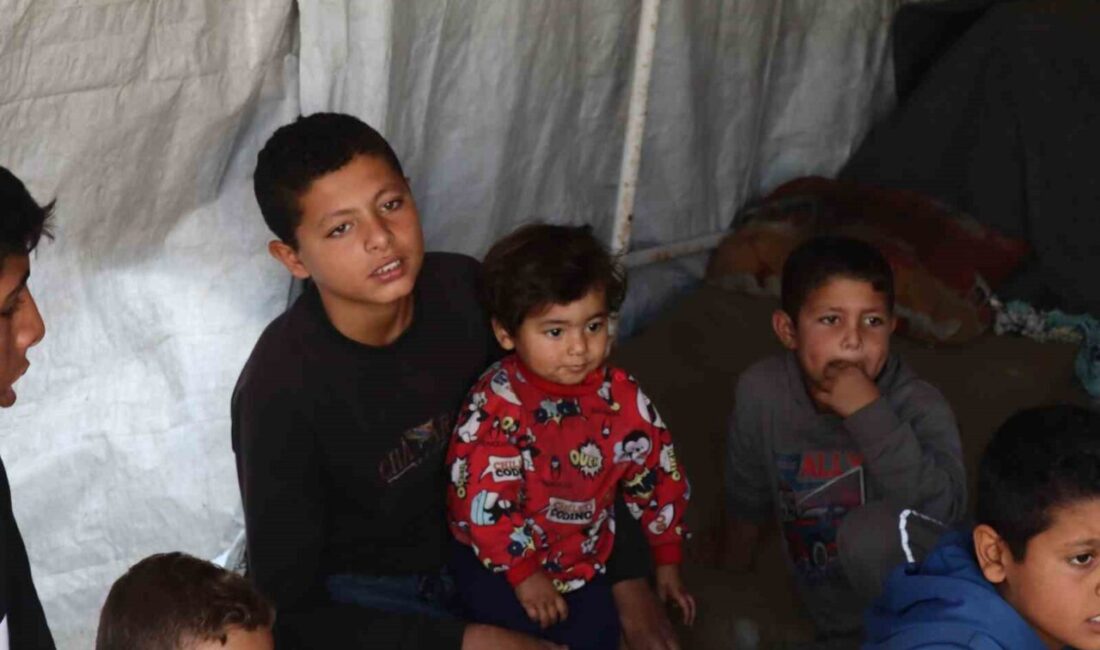 Filistinli Reda Alouwa, İsrail’in Gazze Şeridi’ne yönelik saldırılarında 5 oğlunu