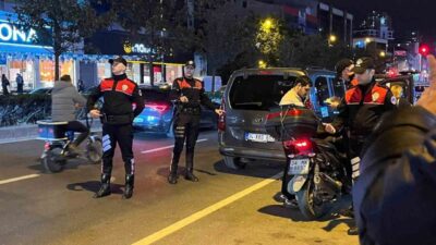 İstanbul Esenyurt bölgesinde polis ekipleri tarafından genel güvenlik ve asayiş