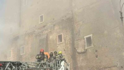 İtalya’nın başkenti Roma’da restorasyon çalışması yapılan 13. yüzyıla ait Torre