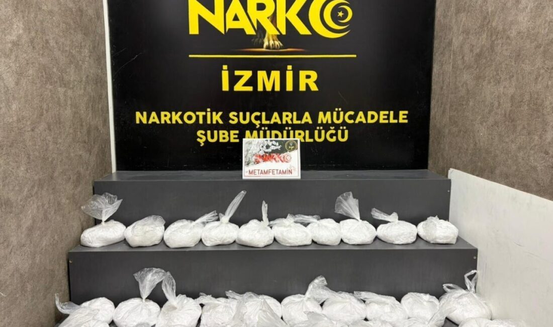 İzmir’de uyuşturucu ticaretine yönelik düzenlenen iki ayrı operasyonda toplam 316
