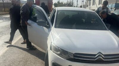 Adıyaman’ın Gölbaşı ilçesinde meydana gelen trafik kazasında, iki otomobil çarpıştı
