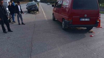 Karacabey ilçesinde kural ihlali nedeniyle meydana gelen trafik kazasında 2