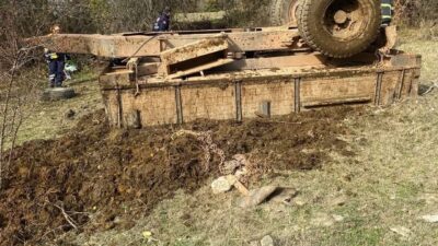 Kastamonu’da Ahlatçı köyünde meydana gelen traktör kazasında sürücü hayatını kaybetti.