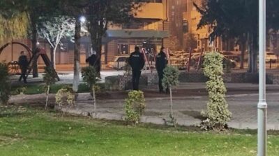 Kayseri’nin Kocasinan ilçesindeki bir parkta terk edilen şüpheli bir çanta,