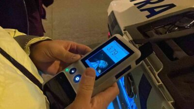 Karaman’da meydana gelen trafik kazasında, elektrikli bisiklet sürücüsü otomobile çarptı.