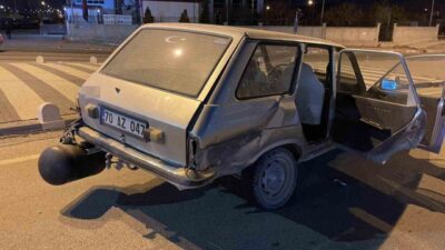 Karaman’da yaşanan trafik kazasında iki otomobil kavşakta çarpıştı ve bu