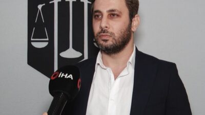 Kuzey Kıbrıs Türk Cumhuriyeti’nden verilen satılık otomobil ilanını satın alma