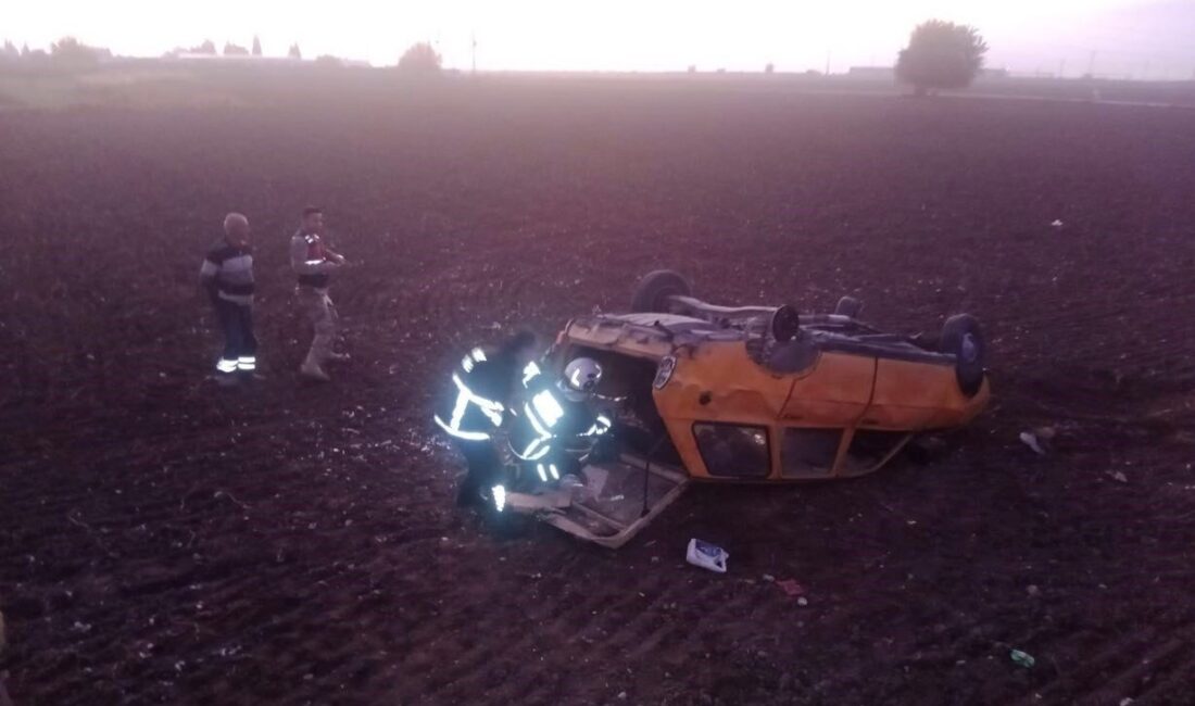 Hatay’ın Kırıkhan ilçesine bağlı Kızılkaya Mahallesi’nde meydana gelen trafik kazasında,