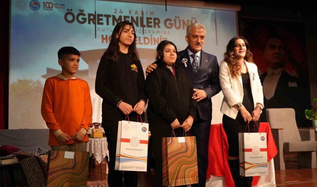 24 Kasım Öğretmenler Günü, Kırıkkale’de çeşitli etkinliklerle kutlandı. Program, Cumhuriyet