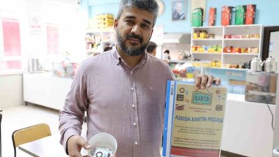 Kırşehir’de, Kırşehir Mesleki ve Teknik Anadolu Lisesi’nde başlatılan ‘Askıda Kantin’