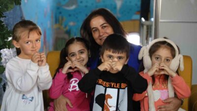 Kırşehir’deki Vilayetler Birliği Anaokulu Müdiresi Gülsen Arıcı Güvenç, meslek hayatında