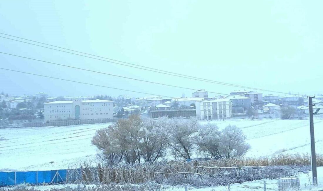 Kırşehir’de dün akşam saatlerinde hava sıcaklıklarının düşmesinin ardından Akçakent ilçesinin