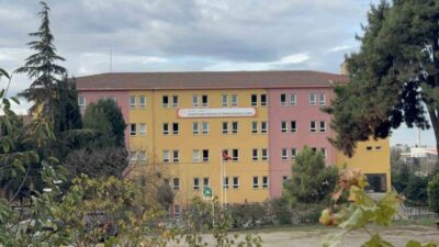 Gebze ilçesinde 15 lise öğrencisinin mide bulantısı ve kusma şikayetleriyle