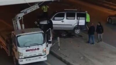 Malatya’da meydana gelen bir kaza sonucunda, Akpınar altgeçidinde kontrolü kaybeden