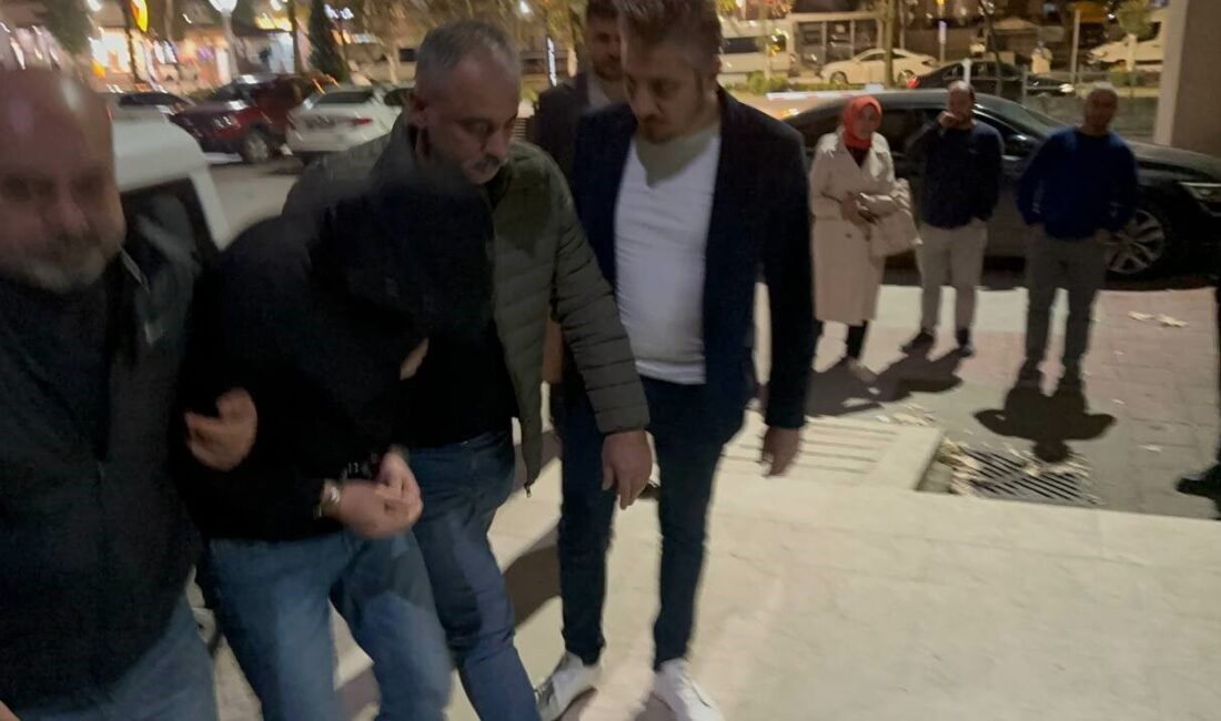 Ordu’nun Fatsa ilçesinde bir kuyumcuya silahla saldırarak çalışanı etkisiz hale
