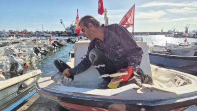 Süleymanpaşa, Tekirdağ’da üç gündür devam eden şiddetli lodos fırtınası nedeniyle
