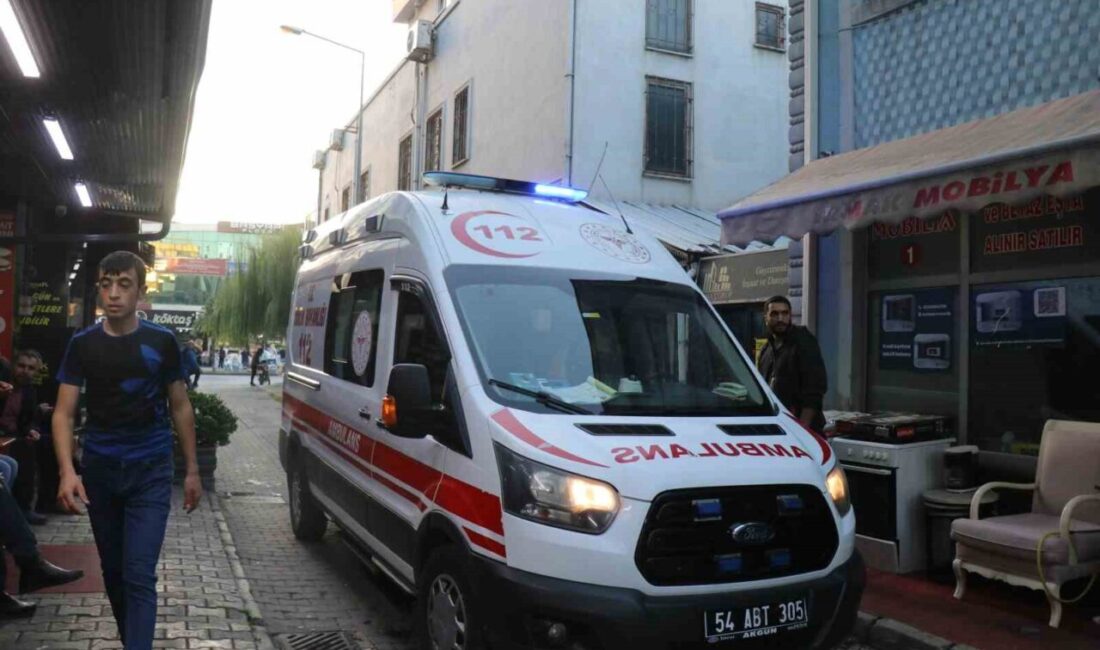 Adapazarı ilçesindeki bir markette sürekli hırsızlık yaptığı iddia edilen bir