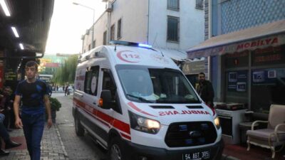 Adapazarı ilçesindeki bir markette sürekli hırsızlık yaptığı iddia edilen bir
