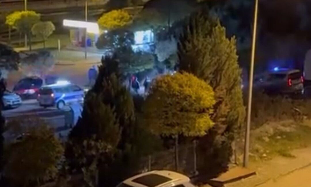 Muğla’nın Menteşe ilçesine bağlı Kiramettin Mahallesi’nde meydana gelen bıçaklı kavgada