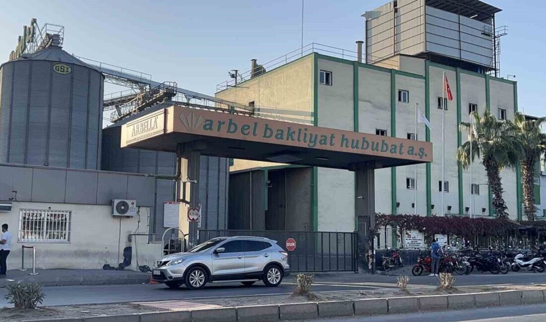 Mersin’deki bir makarna fabrikasında zirai ilaçtan etkilenenlerin sayısı 14’e yükseldi.