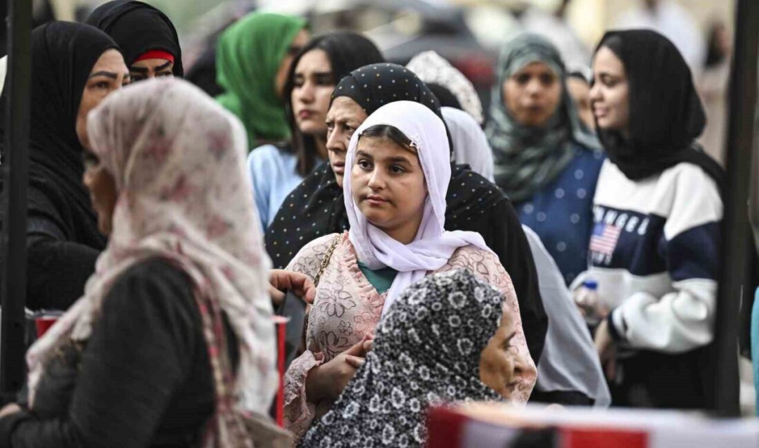 Mısır’da Temsilciler Meclisi seçiminin birinci aşaması için 14 şehirde oy