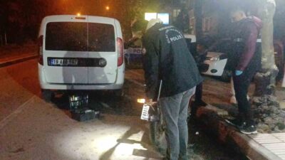 Çorum’da, Kale Mahallesi Meram 2. Sokak’ta bir iş yerinden motosiklet