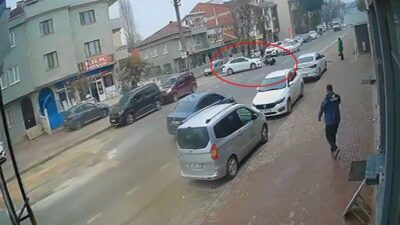 Bursa’nın İnegöl ilçesinde meydana gelen trafik kazasında bir motosiklet sürücüsü