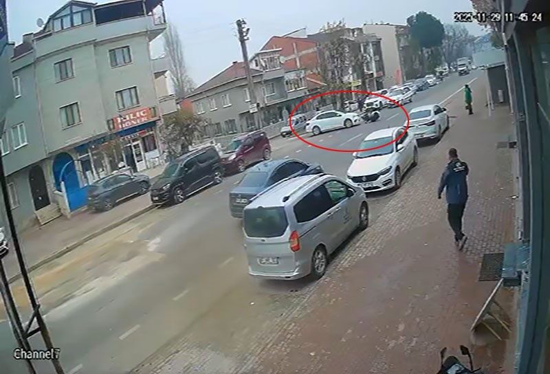 Bursa’nın İnegöl ilçesinde meydana gelen trafik kazasında bir motosiklet sürücüsü