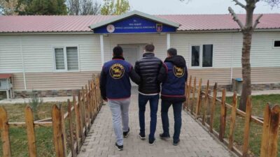 JASAT ekipleri, aranmakta olan Ö.A. isimli şahsı Muş il merkezinde