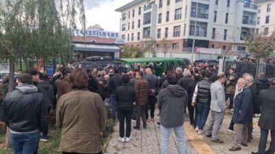 İstanbul’daki Off Road yarışında kaza geçiren ve ağır yaralanan Emre