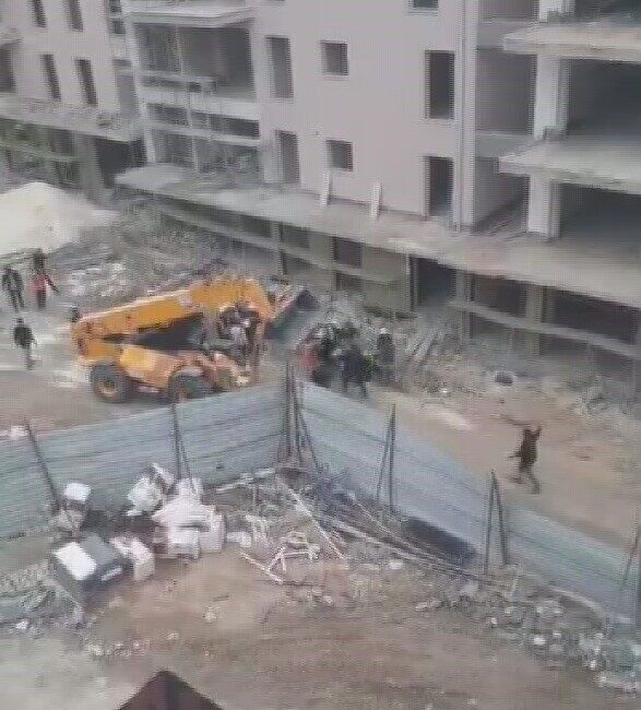 Hatay’da bir şantiyede yaşanan olayda, işçi grupları arasında başlayan kavga