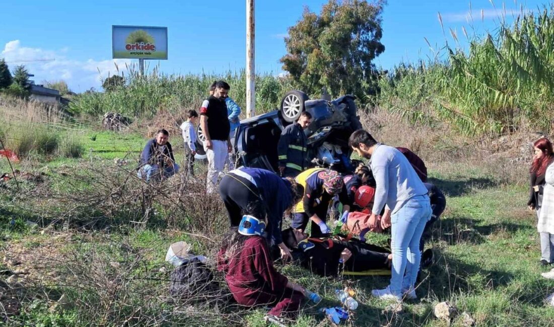 Antalya’nın Serik ilçesinde aynı aileden üç kişinin yaralandığı bir kaza