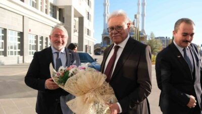 Pakistan Ankara Büyükelçisi Dr. Yousaf Junaid, Çorum Belediye Başkanı Dr.