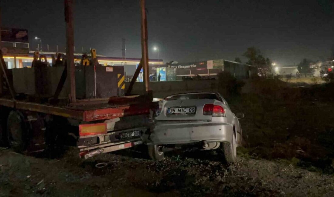 Çerkezköy ilçesinde bir otomobilin park halindeki bir tıra çarpması sonucu