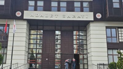 Rize İl Jandarma Komutanlığı ekipleri, operasyonlar kapsamında aranan kişileri yakalamak