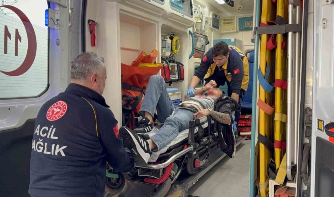 Samsun’da, motosiklet üzerinde otururken kimliği belirsiz kişilerce silahlı saldırıya uğrayan